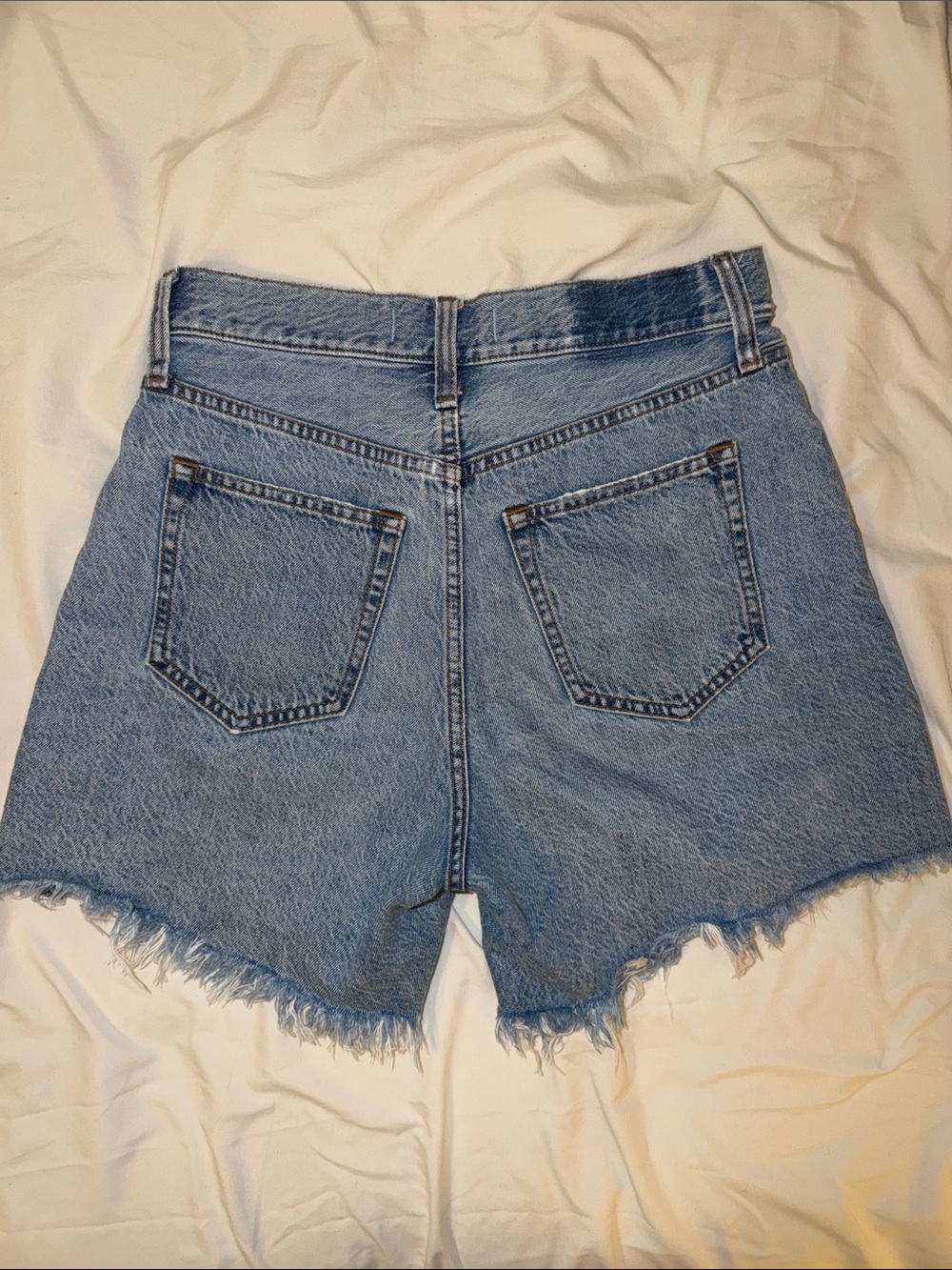 A&F High Rise Loose Short - Picture 2 of 3